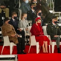 Felipe y Matilde de Bélgica, sus hijos Gabriel, Emmanuel y Leonor de Bélgica y los Reyes Alberto y Paola de Bélgica en la apertura del curso de la Real Aca