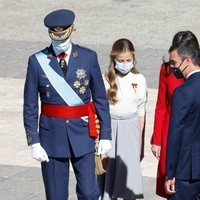 Los Reyes Felipe y Letizia, la Princesa Leonor y la Infanta Sofía con Pedro Sánchez en el Día de la Hispanidad 2020