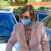 María Teresa Campos llegando a casa de Carmen Borrego tras la polémica