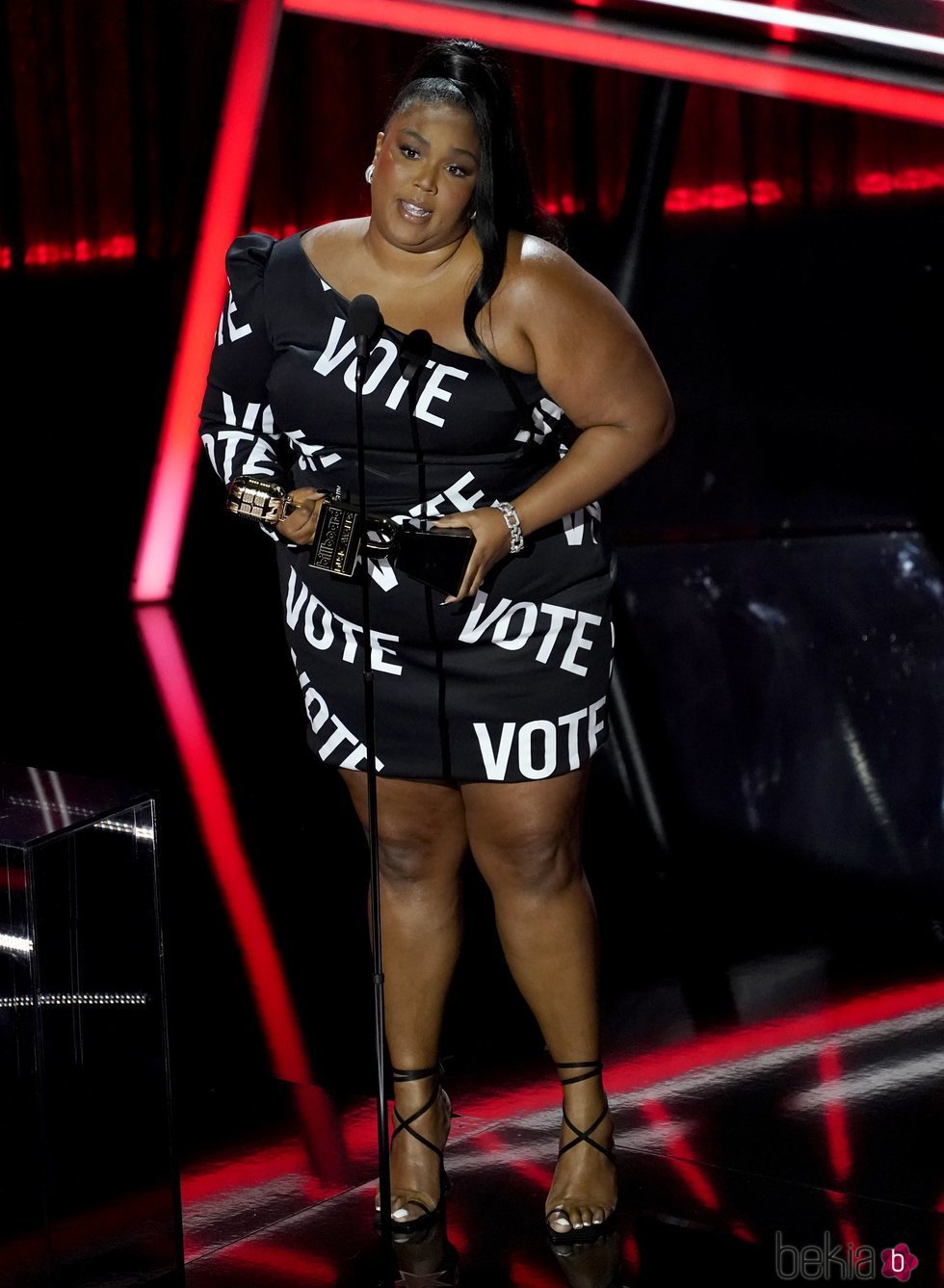 Lizzo en la gala de Billboard Music Awards 2020