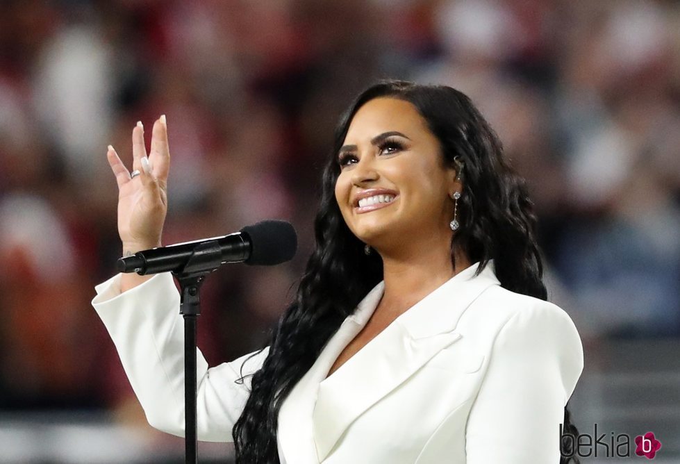 Demi Lovato en la Super Bowl en Miami