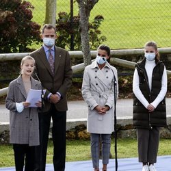 La Princesa Leonor da un discurso en presencia de los Reyes Felipe y Letizia y la Infanta Sofía en Somao, Pueblo Ejemplar de Asturias 2020