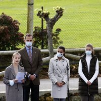 La Princesa Leonor da un discurso en presencia de los Reyes Felipe y Letizia y la Infanta Sofía en Somao, Pueblo Ejemplar de Asturias 2020