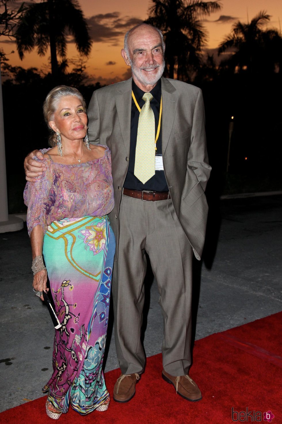 Sean Connery y Micheline Roquebrune en unos premios de cine en Bahamas