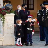 Alberto y Charlene de Mónaco con sus hijos Jacques y Gabriella de Mónaco en el Día Nacional de Mónaco 2020