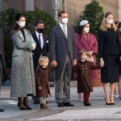 Andrea Casiraghi y Tatiana Santo Domingo, Pierre Casiraghi y Beatrice Borromeo con sus hijos Stefano y Francesco Casiraghi en el Día Nacional de Mónaco 202