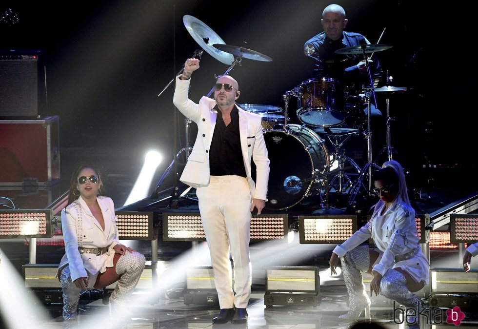 Pitbull en los Grammy Latino 2020