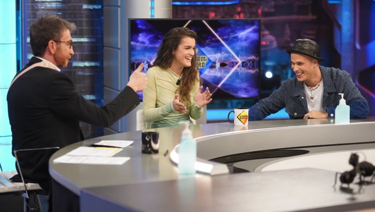 Amaia Romero y Alizzz durante su visita juntos a 'El Hormiguero'