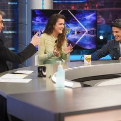 Amaia Romero y Alizzz durante su visita juntos a 'El Hormiguero'