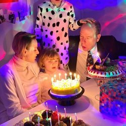 Jacques y Gabriella de Mónaco en la celebración de su 6 cumpleaños junto a Alberto y Charlene de Mónaco