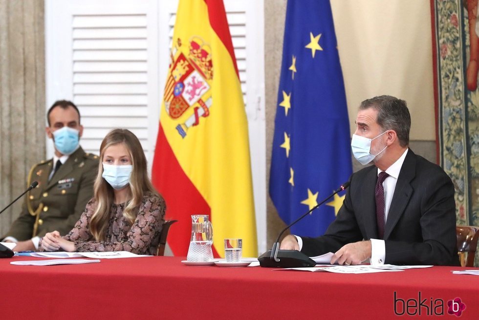 El Rey Felipe y la Princesa Leonor en la reunión del Patronato de la Fundación Princesa de Girona