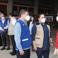 La Reina Letizia con el Presidente de Honduras, Juan Orlando Hernández y la Primera Dama, Ana García, en su viaje humanitario a Honduras