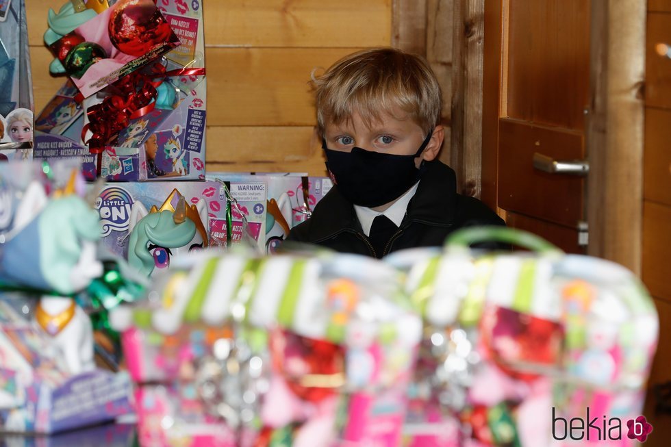 Jacques de Mónaco en la entrega de regalos navideños 2020