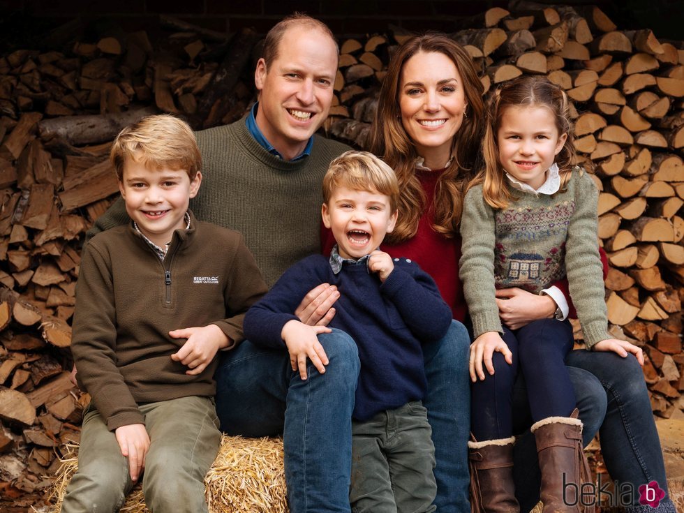 El Príncipe Guillermo y Kate Middleton con sus hijos, el Príncipe Jorge, la Princesa Carlota y el Príncipe Luis