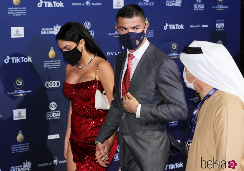 Cristiano Ronaldo y Georgina Rodríguez en los Premios Globe Soccer 2020 de Dubai