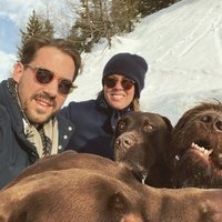 Felipe de Grecia y Nina Flohr con sus perros en su primera Navidad tras su boda