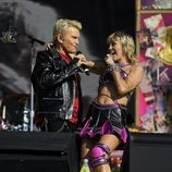 Miley Cyrus con Billy Idol en la Super Bowl 2021