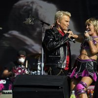 Miley Cyrus con Billy Idol en la Super Bowl 2021