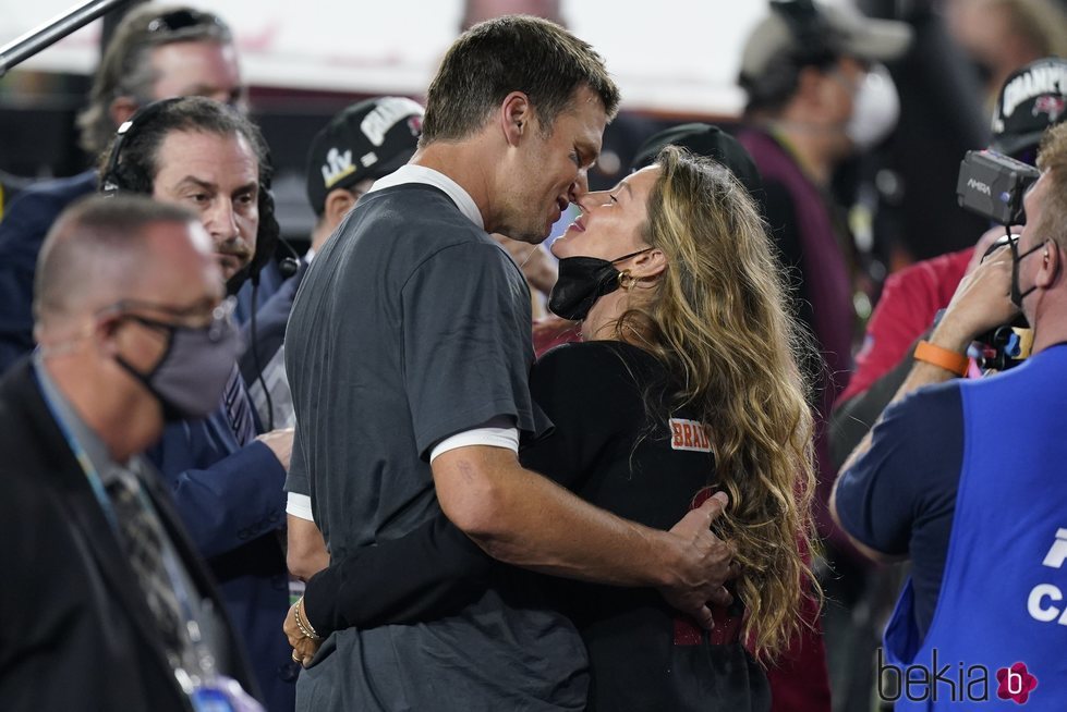 Tom Brady y Gisele Bündchen, muy cómplices en la Super Bowl 2021