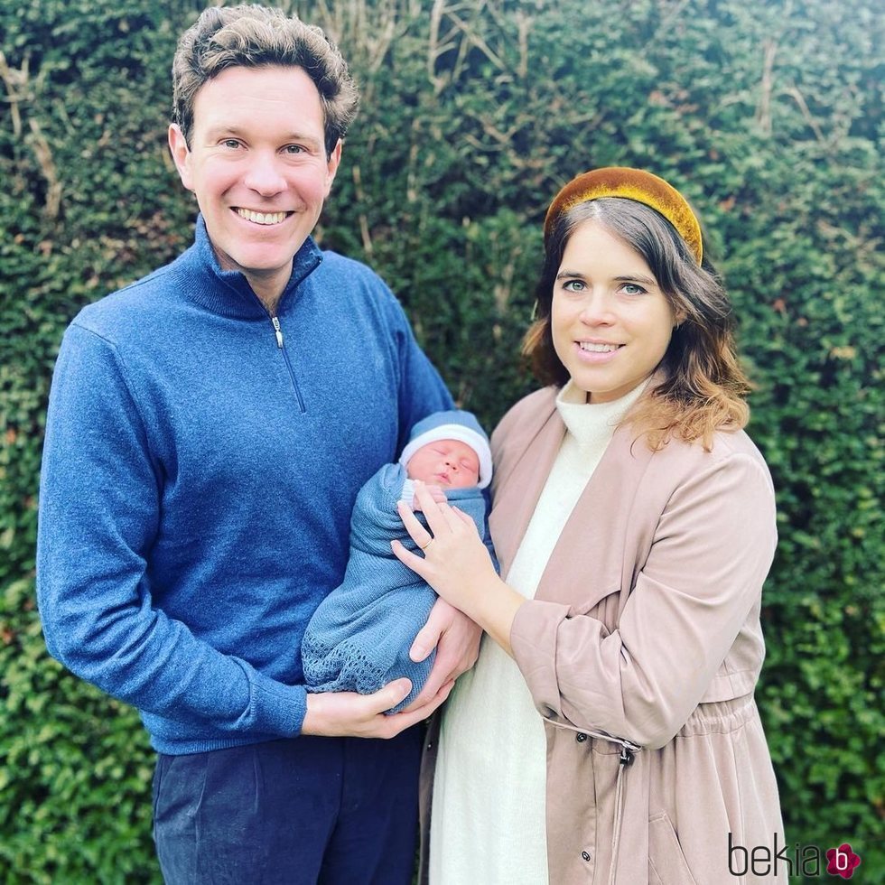 Eugenia de York y Jack Brooksbank presentan a su hijo August