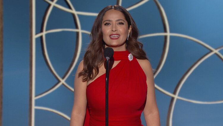 Salma Hayek en los Globos de Oro 2021