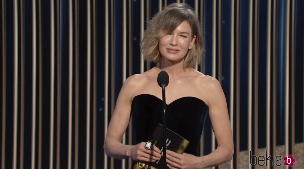 Renée Zellweger en los Globos de Oro 2021