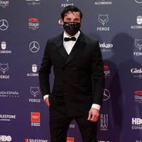 Álex García en la alfombra roja de los Premios Feroz 2021