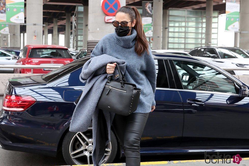 Nuria Fergó en la estación de Atocha