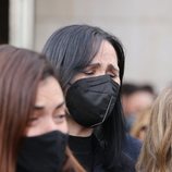 Rosa López en la capilla ardiente de Álex Casademunt