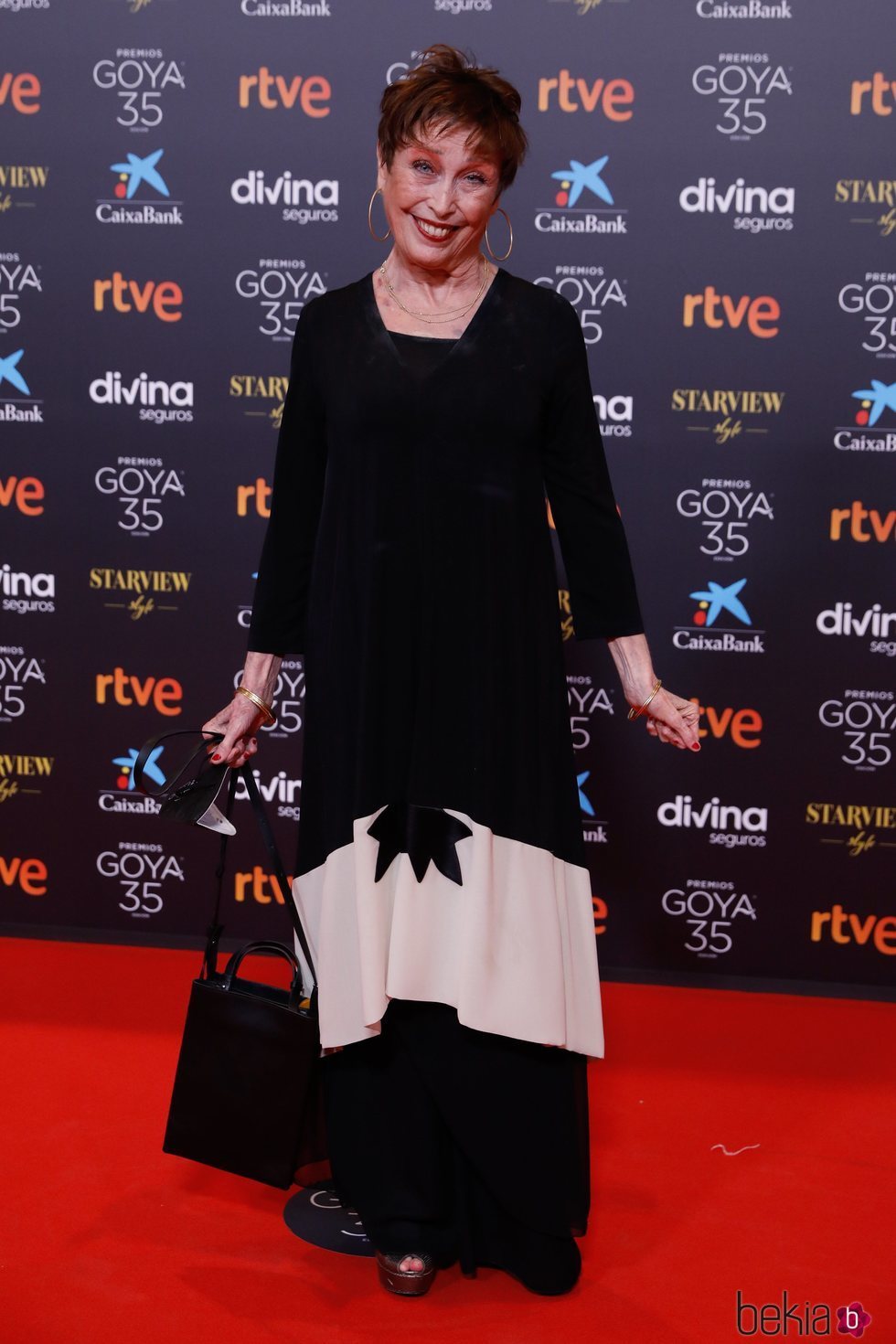 Verónica Forqué en la alfombra roja de los Goya 2021