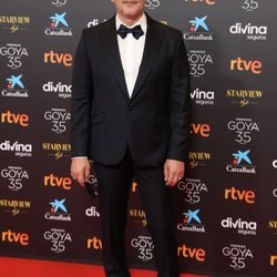 Roberto Álamo en la alfombra roja de los Goya 2021