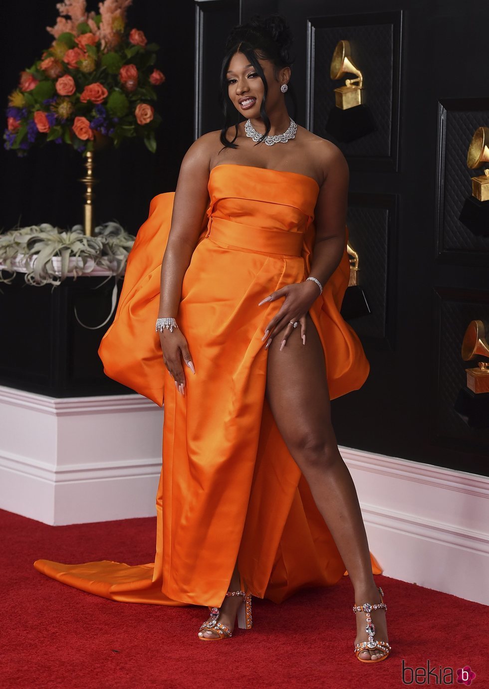 Megan Thee Stallion en la alfombra roja de los premios Grammy 2021