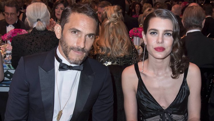 Sébastien Jondeau y Carlota Casiraghi en el Baile de la Rosa de 2017