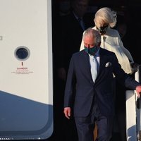 El Príncipe Carlos y Camilla Parker a su llegada a Grecia para celebrar el bicentenario de la Independencia de Grecia