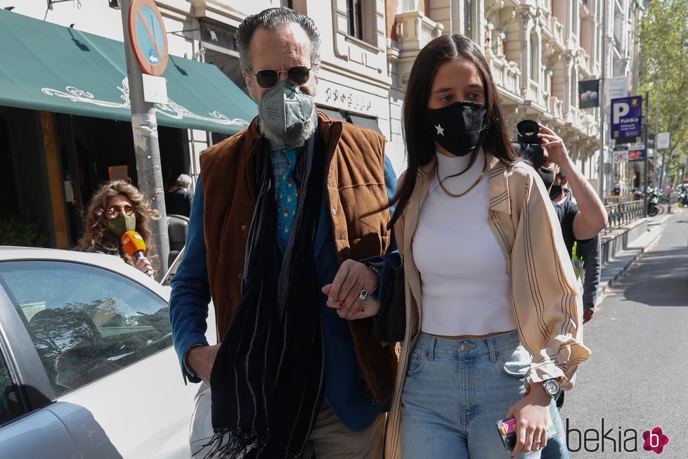 Jaime de Marichalar con su hija Victoria Federica en la celebración de su cumpleaños