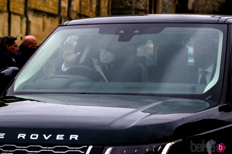 El Príncipe Andrés llegando al castillo de Windsor tras la muerte del Duque de Edimburgo