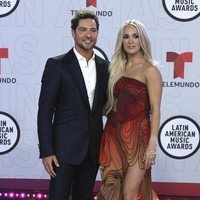 David Bisbal y Carrie Underwood en la alfombra roja de los Latin American Music Awards 2021