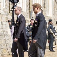 El Príncipe Guillermo y el Príncipe Harry en el funeral del Duque de Edimburgo