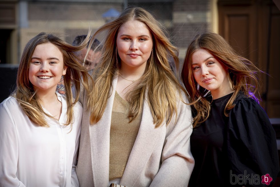 Amalia de Holanda, Alexia de Holanda y Ariane de Holanda en el concierto del Día del Rey 2021