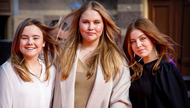 Amalia de Holanda, Alexia de Holanda y Ariane de Holanda en el concierto del Día del Rey 2021