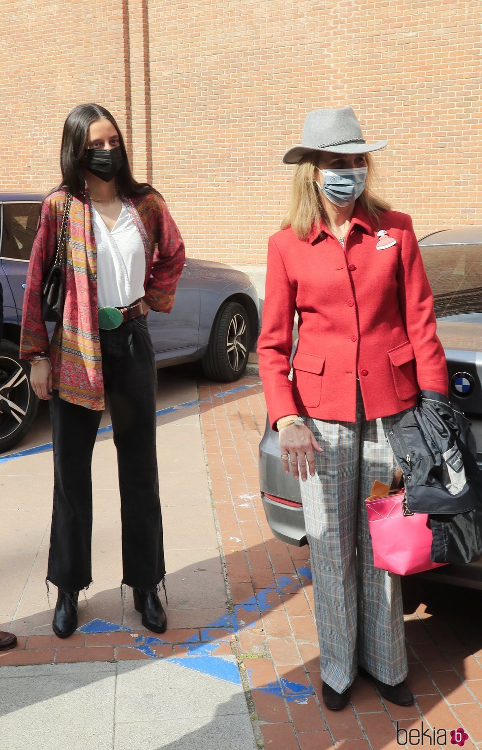 La Infanta Elena y Victoria Federica en el regreso de los toros a Las Ventas