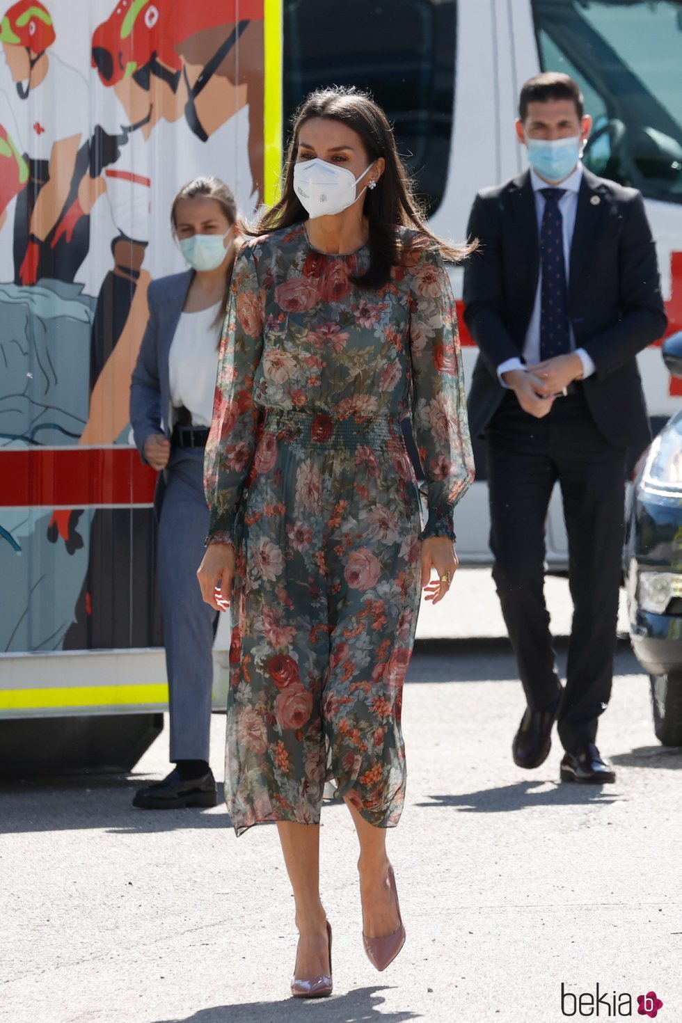 La Reina Letizia a su llegada al acto conmemorativo del Día de la Cruz Roja y de la Media Luna Roja 2021