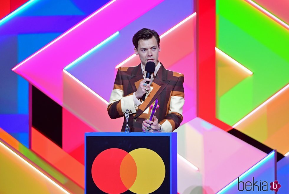 Harry Styles agradece su premio en los Brit Awards 2021