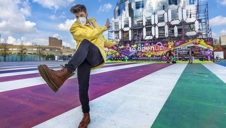 Blas Cantó, de turismo por Rotterdam antes de Eurovisión 2021