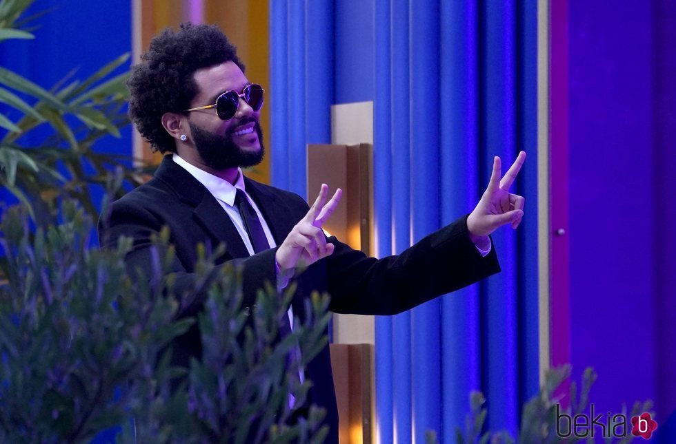 The Weeknd en los Billboard Music Awards 2021