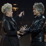 Pink y Jon Bon Jovi en los Billboard Music Awards 2021