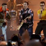 Los Jonas Brothers actúan como broche final a los Billboard Music Awards 2021