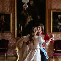 Carlos Fitz-James Stuart y Belén Corsini bailando en su boda