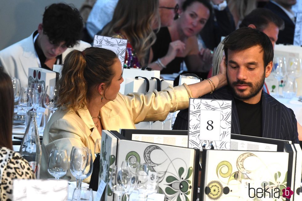 Pauline Ducruet y Maxime Giaccardi, muy cariñosos