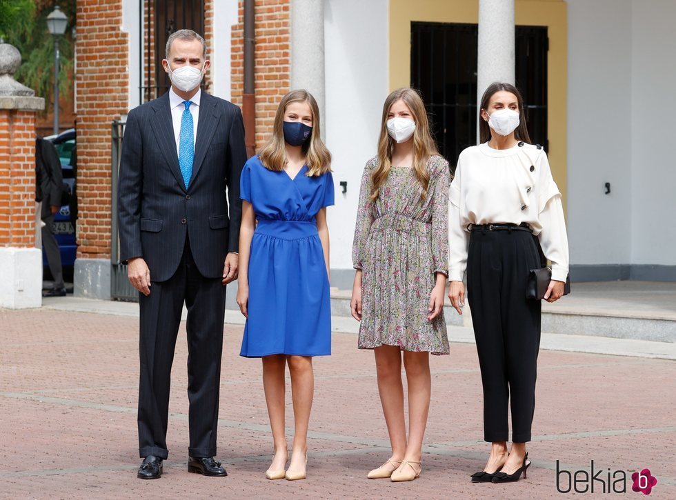 Los Reyes Felipe y Letizia, la Princesa Leonor y la Infanta Sofía en la Confirmación de la Princesa Leonor